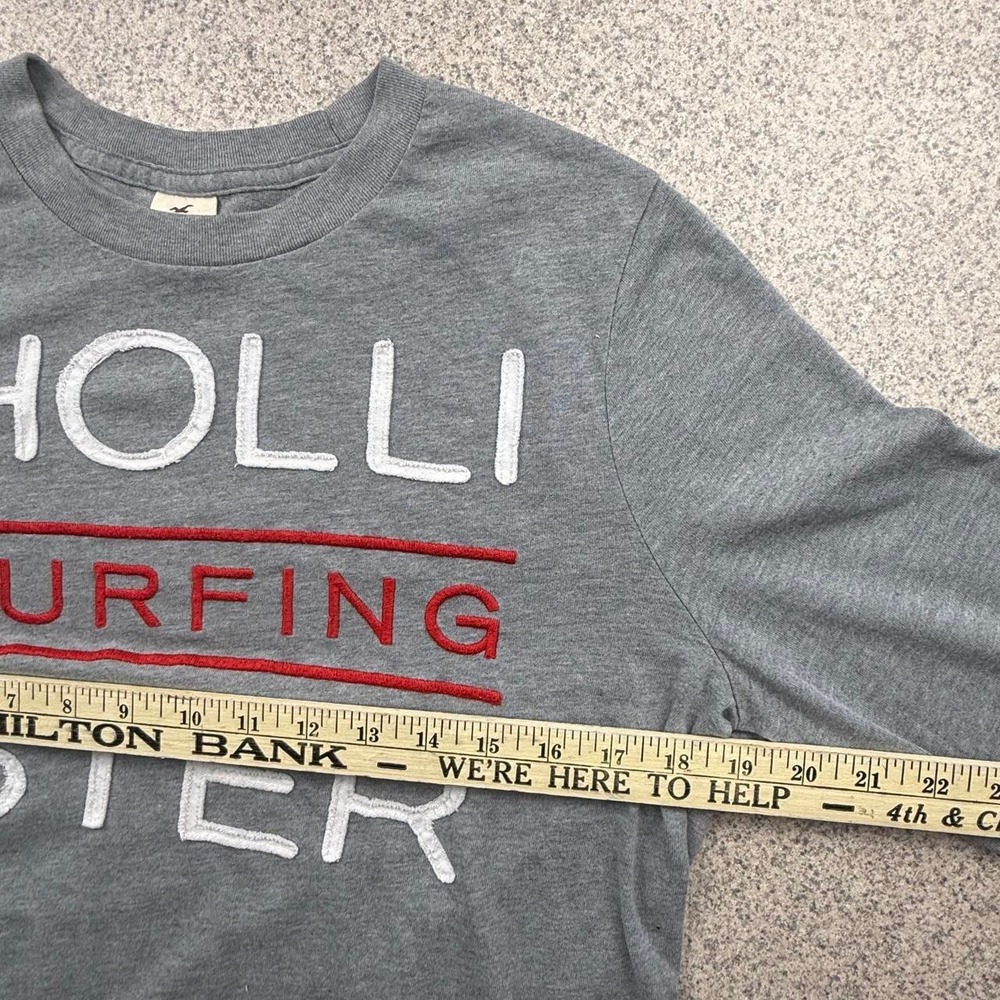 Vintage Y2K Hollister Multi Layer Embroidered Long Sleeve Surfing Tee Grey M - Picture 4 of 7